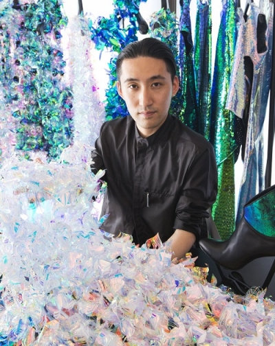 FUJIFILM unterstützte Modedesigner Yuimi Nakazato beim Entwerfen seiner Kollektion