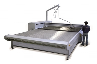 Digitaler Textildruck: eurolaser 3XL-3200 für die Textilbearbeitung in neuen Dimensionen