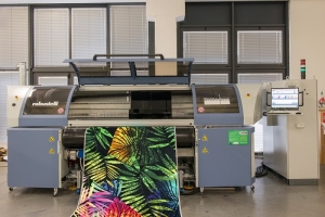Epson zeigt Produktionsmaschinen für Textilbedruck auf der heimtextil 2017