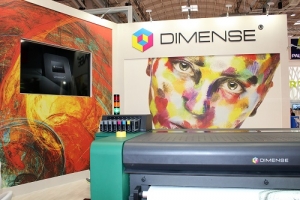 Bedruckte Innenausstattung: Veika präsentiert mit DIMENSE eine neue Dimension des digitalen 3D-Oberflächendrucks